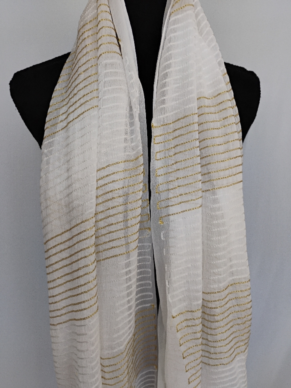 White and Gold Lightweight Chiffon Women's Scarf/ Duatra